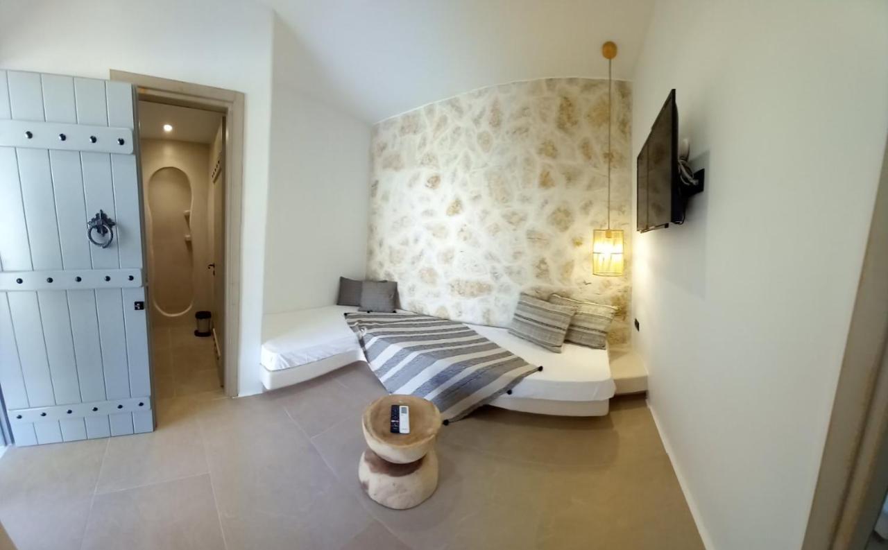 Naxos Green Village Hotel Naxos City ภายนอก รูปภาพ