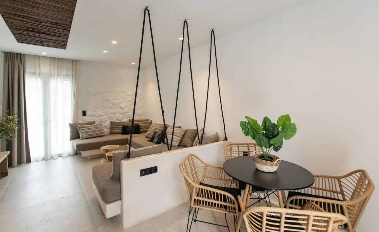 Naxos Green Village Hotel Naxos City ภายนอก รูปภาพ
